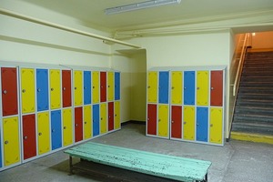Kolorowe szafki szkolne